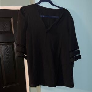 Amazon Essentials Black V Neck Bell Sleeve Women's Top Size L